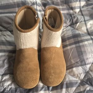 Kids Ugg Boots Size 8